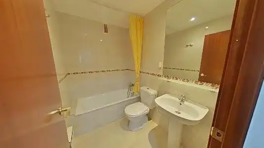 Baño de Piso en venta en Polinyà con Aire acondicionado, Calefacción y Terraza