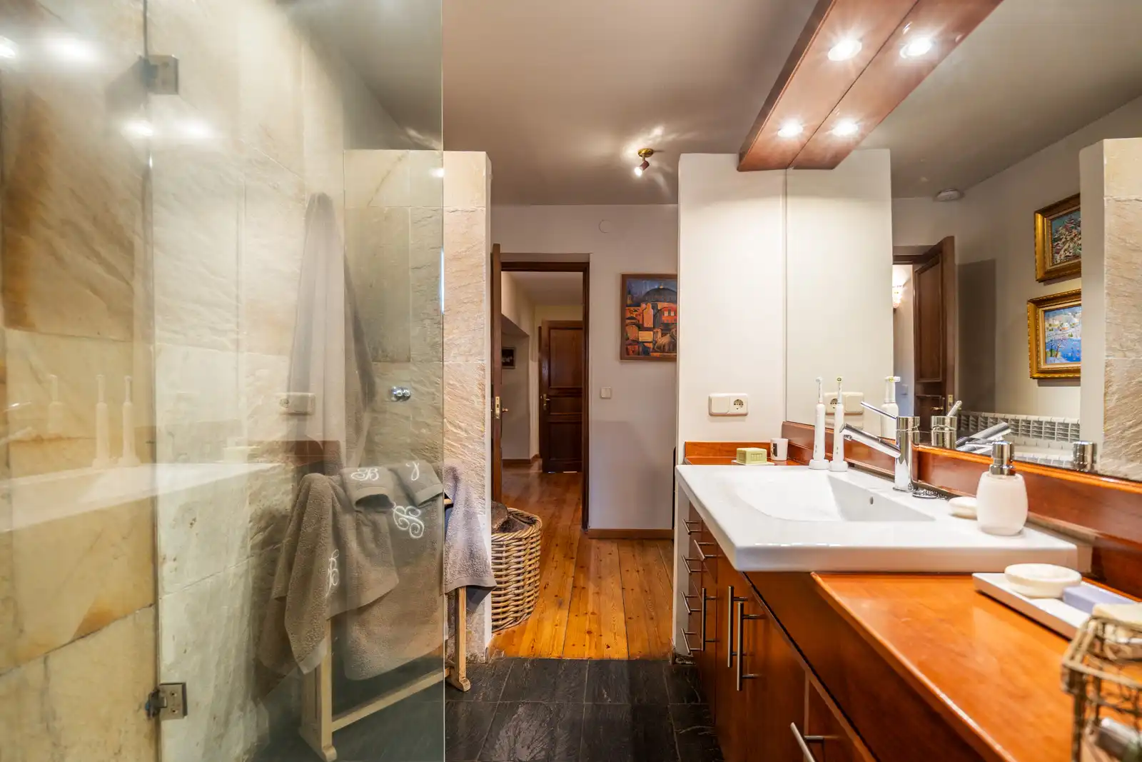 Bathroom of Houses for sale in El Espinar  with Heating, Private garden and Terrace