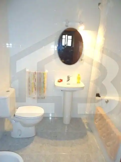 Bany de Casa o xalet en venda en Merindad de Cuesta-Urria amb Jardí privat, Traster i Moblat