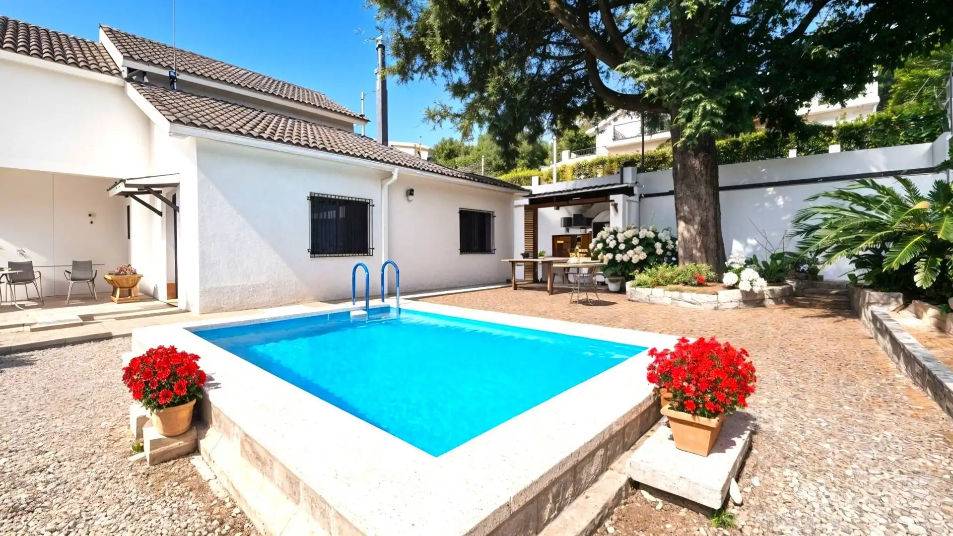 Piscina de Casa adosada en venda en Riudecols amb Piscina comunitària