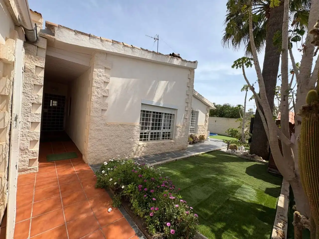Jardín de Casa o chalet en venta en El Campello con Aire acondicionado, Jardín privado y Terraza