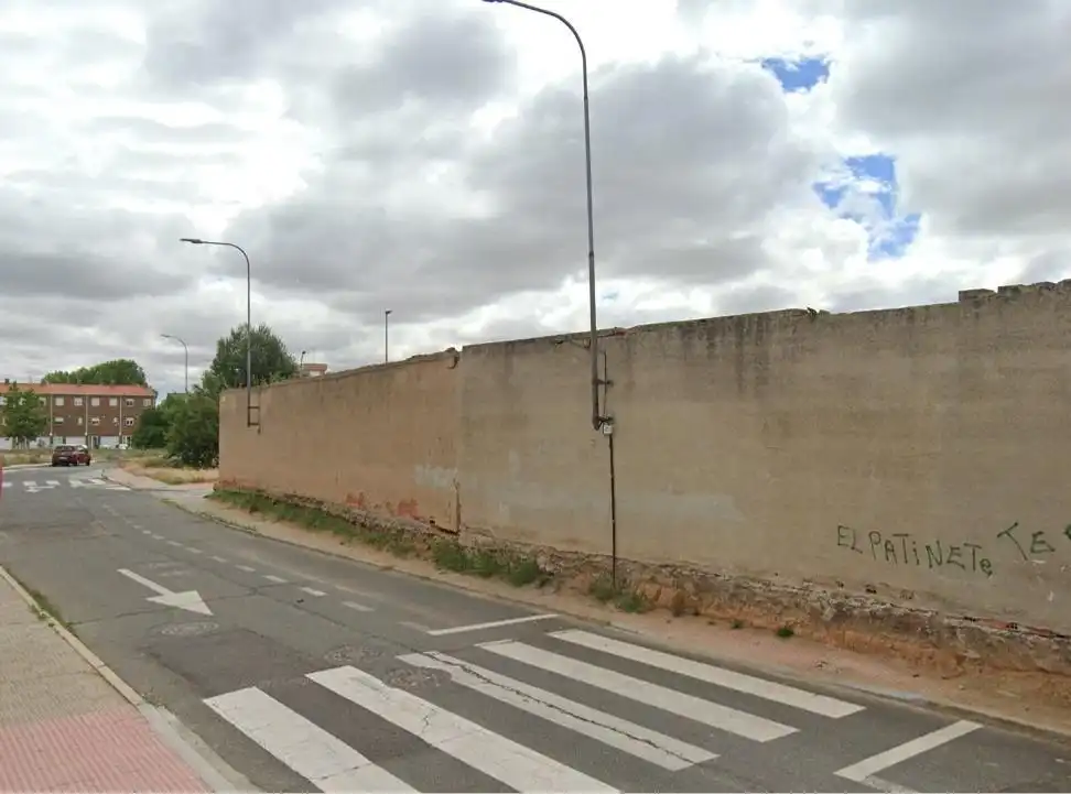 Terreny residencial en venda a Rollo - Puente Ladrillo