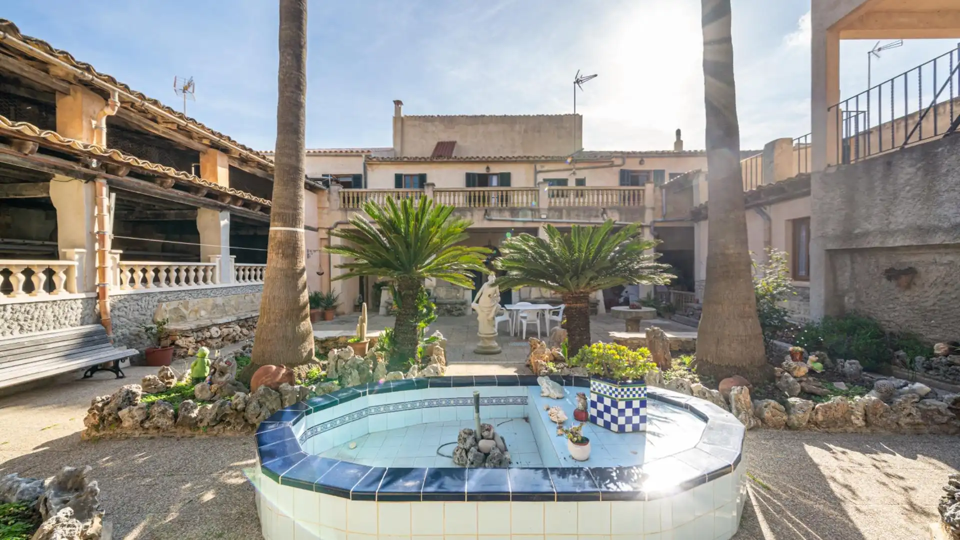 Garden of Houses for sale in Inca