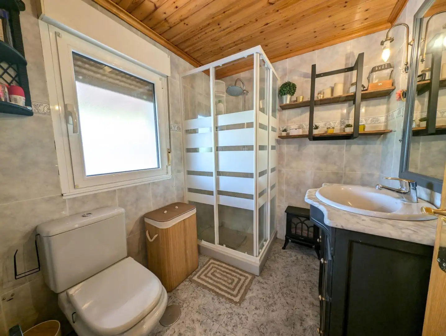 Baño de Casa o chalet en venta en Laviana con Calefacción y Terraza