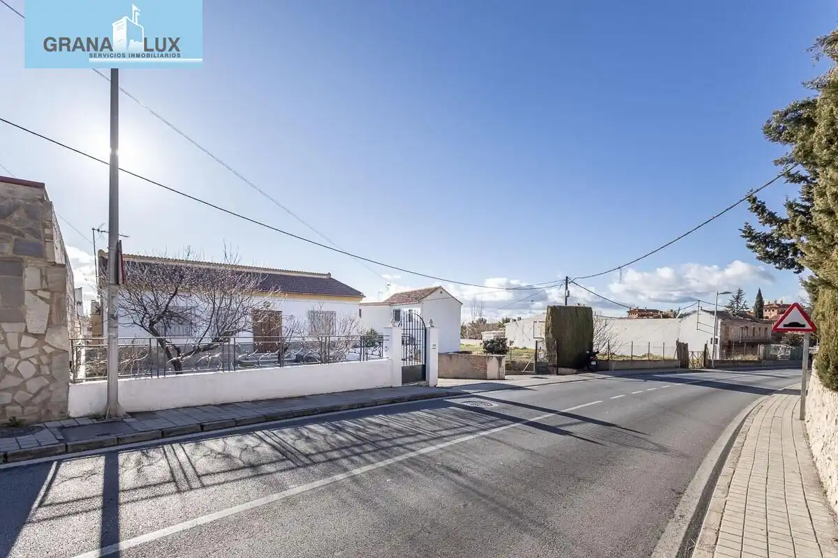 House with garden for sale in Barrio de la Vega, imagen 2