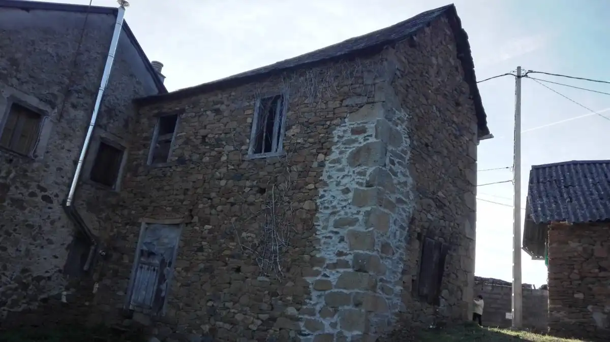 Vista exterior de Finca rústica en venta en Noceda del Bierzo