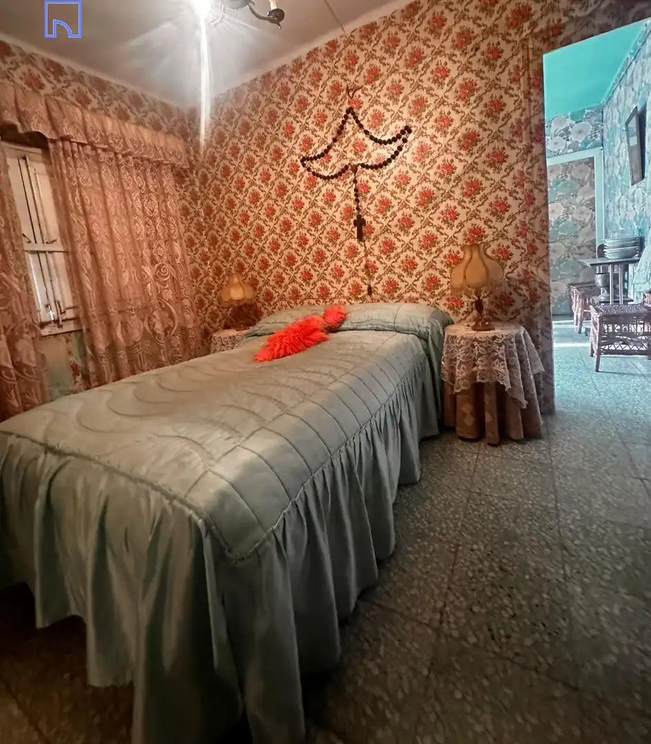 Dormitori de Casa o xalet en venda en Cortes amb Aire condicionat, Traster i Balcó