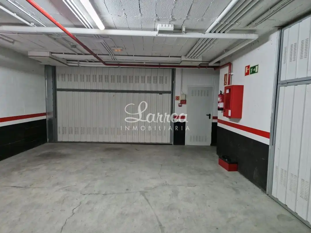 Parking de Local en venta en Arantzazu
