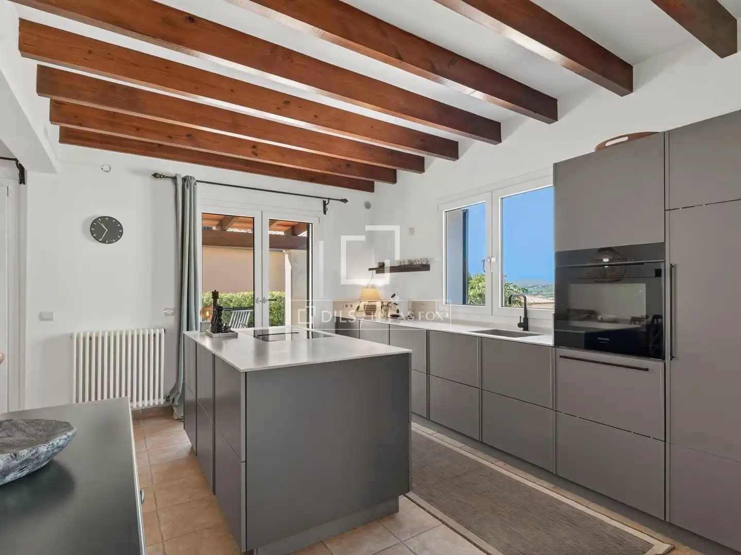 Küche von Haus oder Chalet zum Verkauf in Capdepera mit Klimaanlage, Heizung und Privatgarten