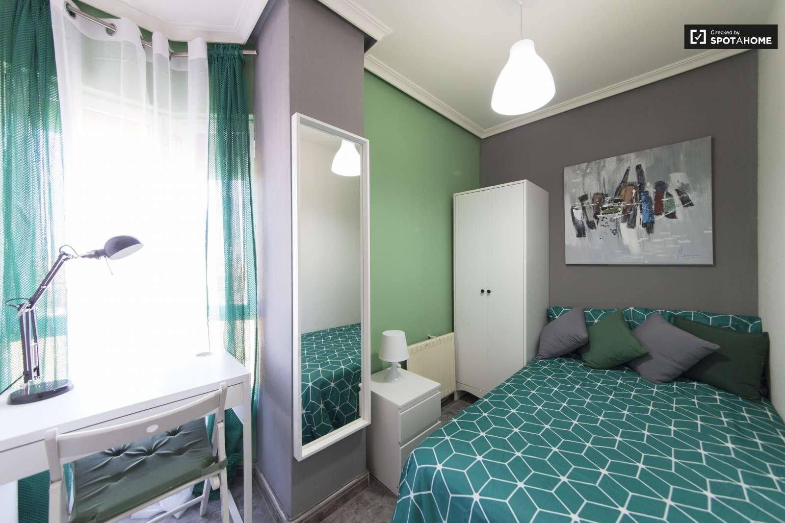 Flat to share in Espartales