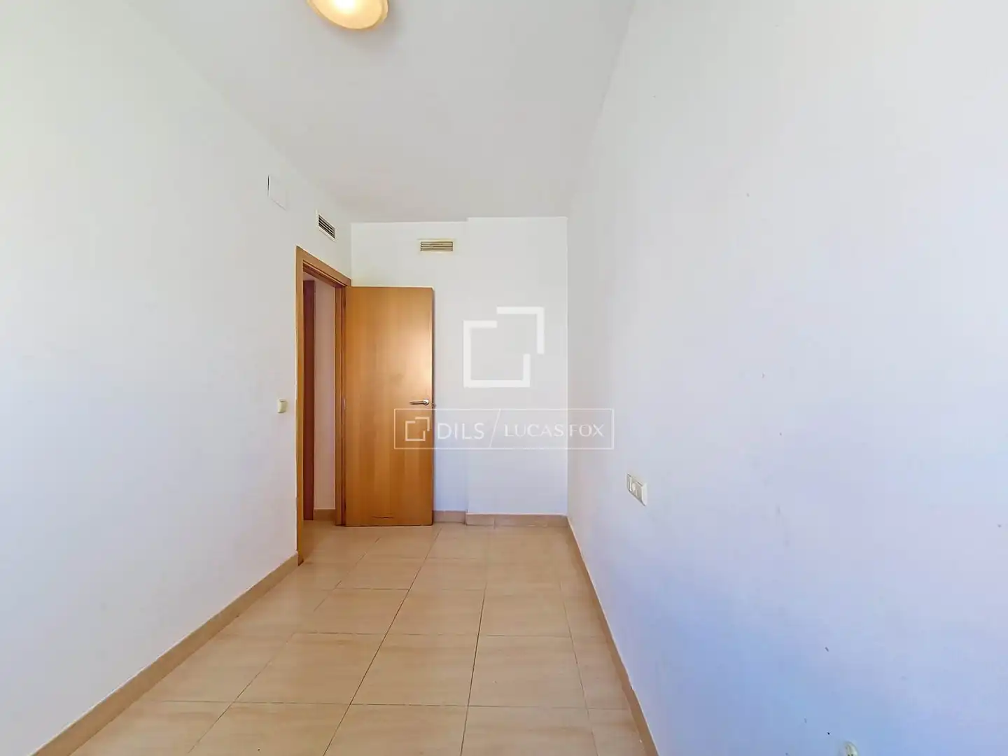 Piso en venta en Cubelles con Aire acondicionado, Calefacción y Jardín privado