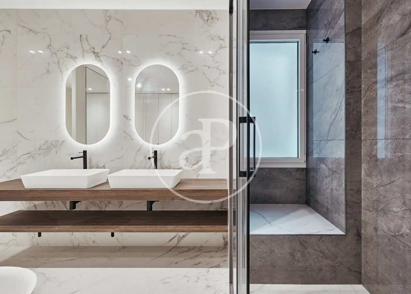 Baño de Piso en venta en Madrid con Aire acondicionado, Calefacción y Amueblado
