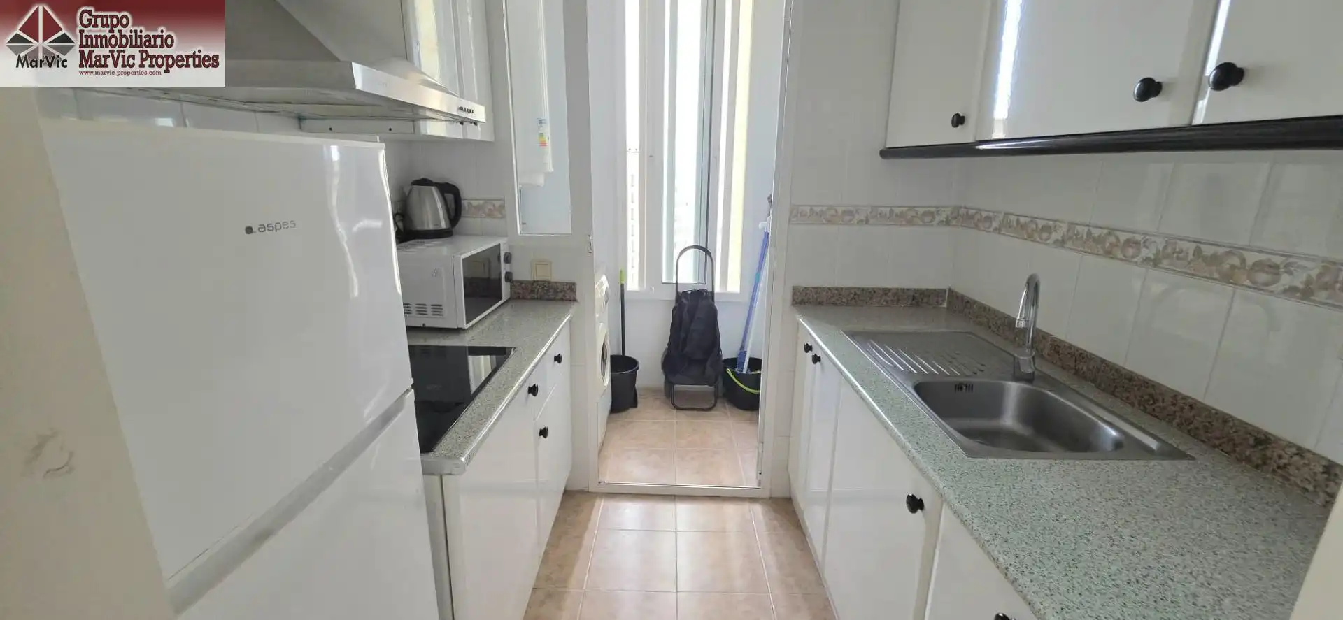 Kitchen of Flat for sale in Benidorm  with Furnished and Community pool