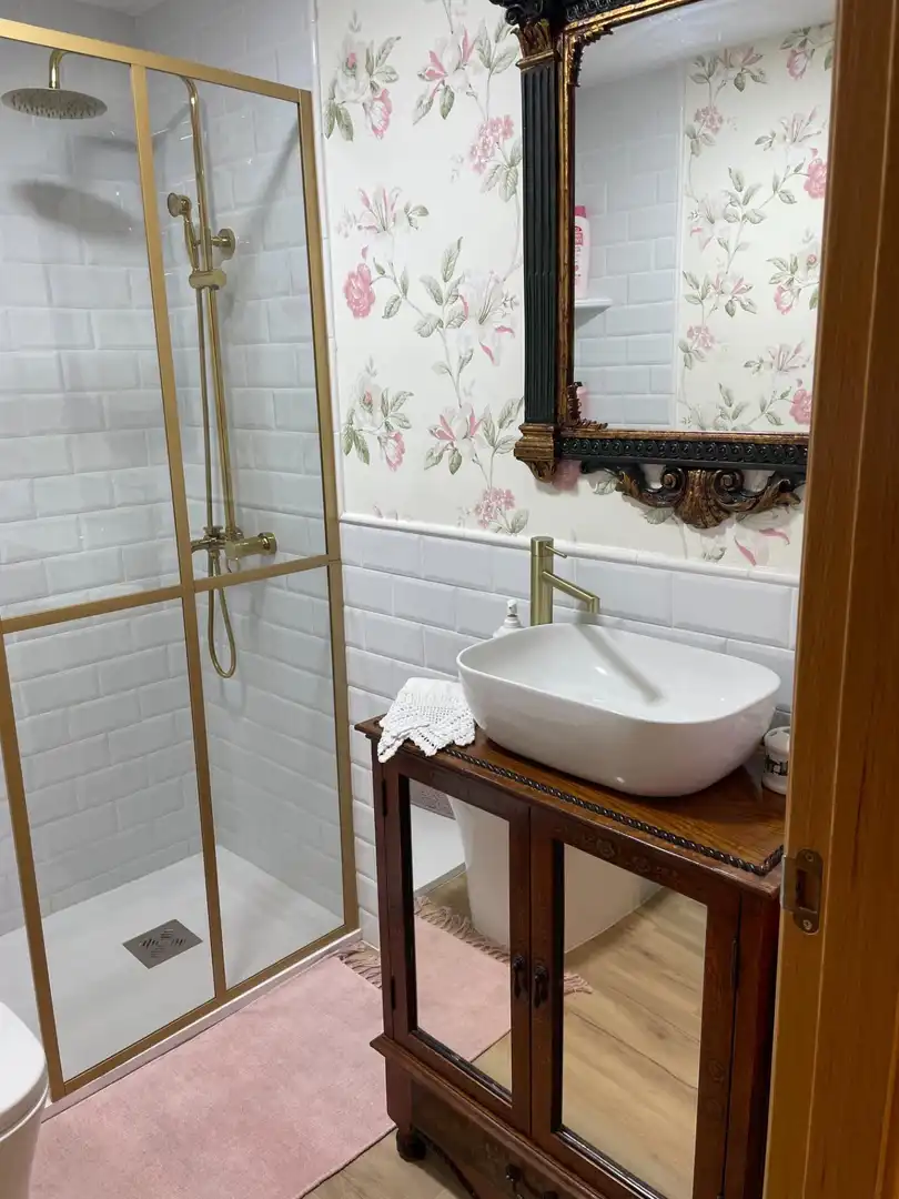 Badezimmer von Erdgeschoss zur Miete in Ocaña mit Heizung und Möbliert
