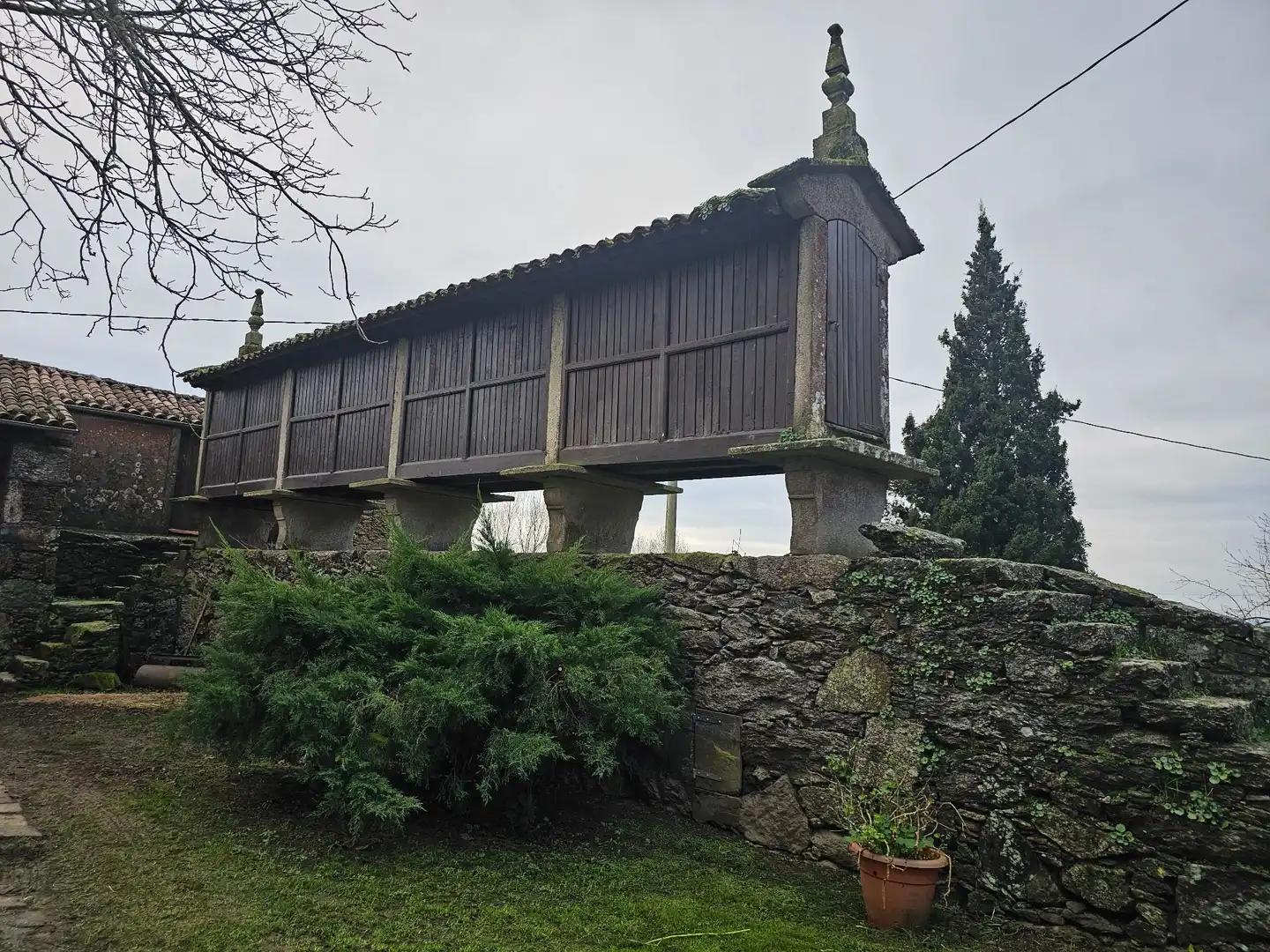 Vista exterior de Casa o chalet en venta en Melide con Calefacción, Jardín privado y Terraza