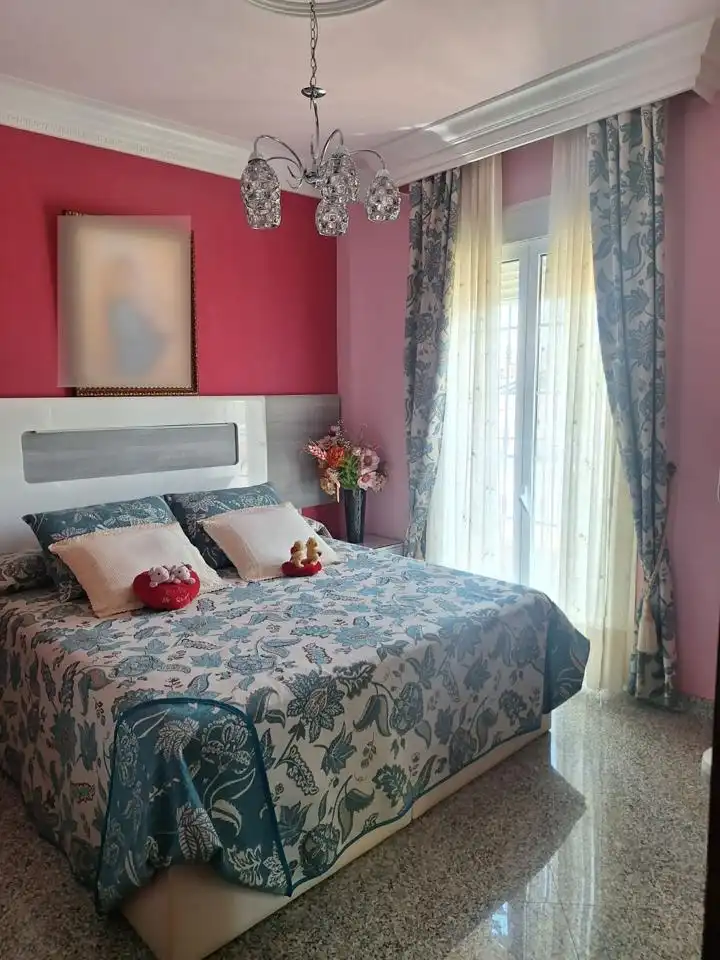 Habitación de Casa o chalet en venta en Alcalá de Guadaira con Aire acondicionado, Jardín privado y Terraza