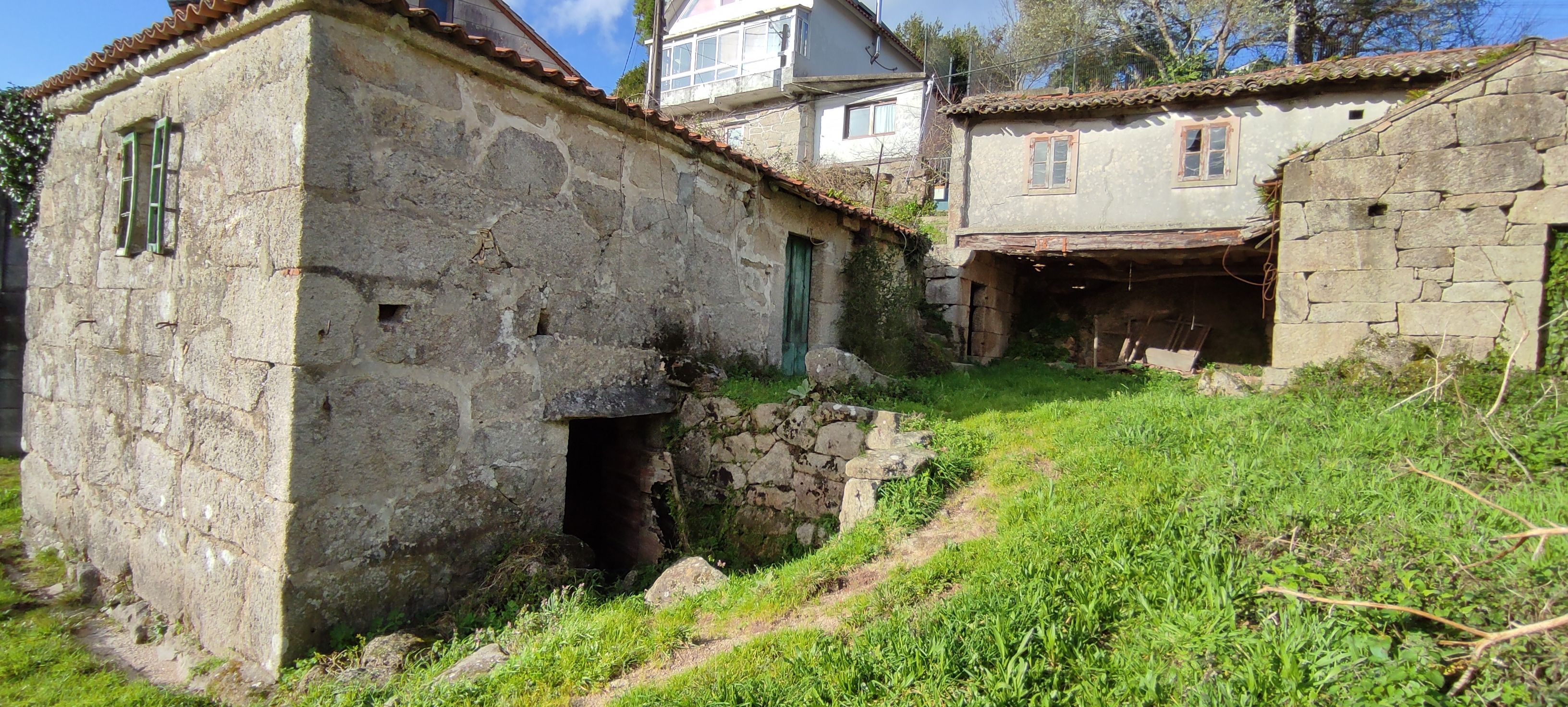 Exterior view of Country house for sale in Gondomar  with Private garden and Storage room