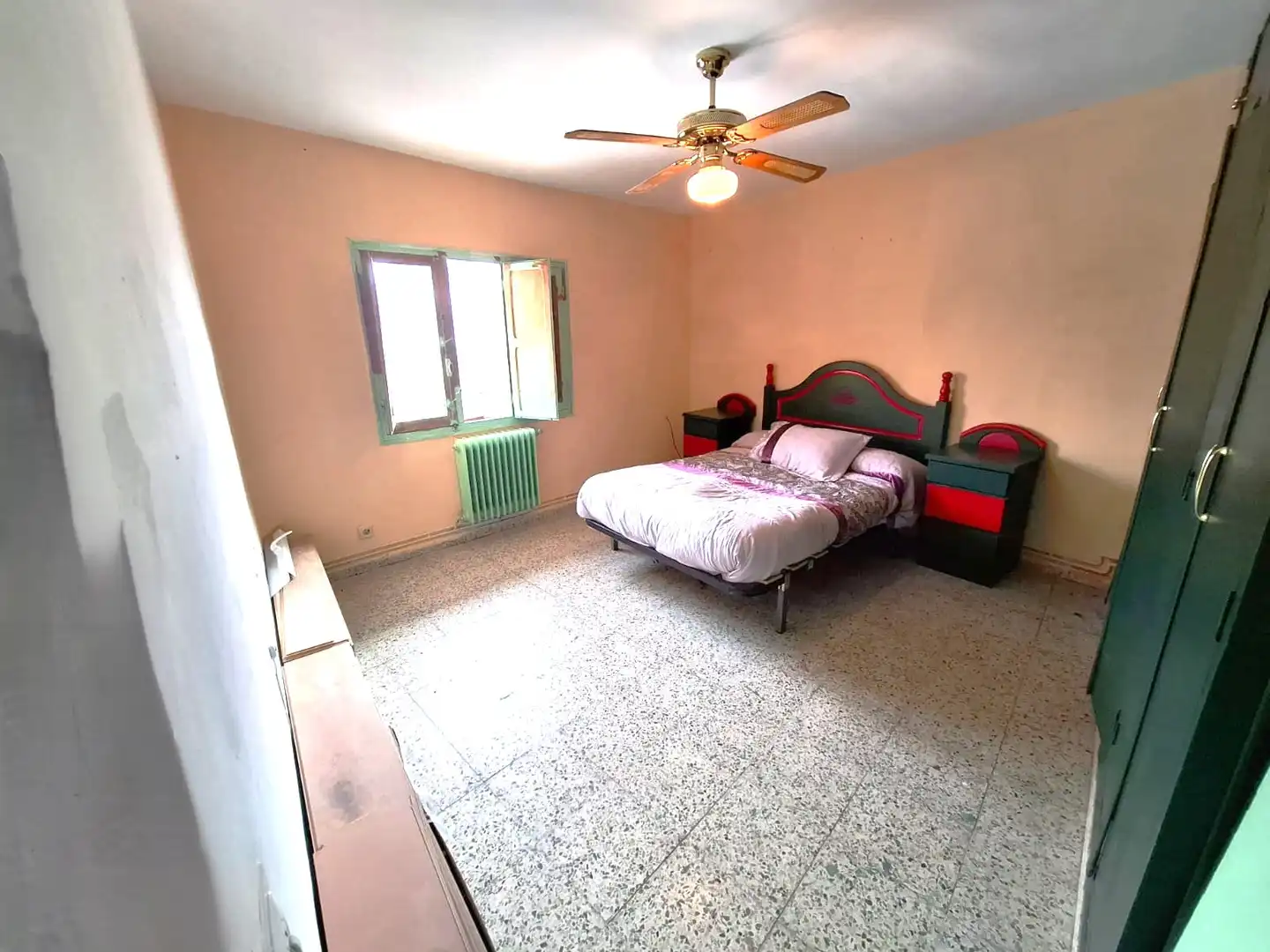 Bedroom of Detached homes for sale in San Martín de Valdeiglesias  with Heating, Terrace and Furnished