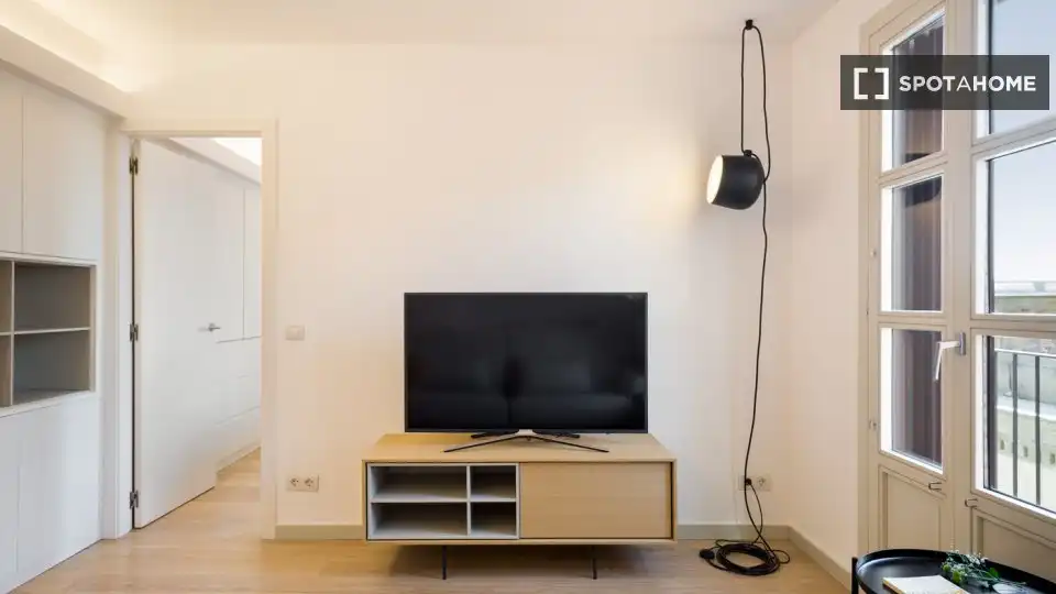 Flat with terrace to rent in Ciutat Vella, imagen 7