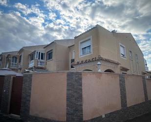 Exterior view of Single-family semi-detached for sale in Torrevieja  with Air Conditioner, Heating and Private garden