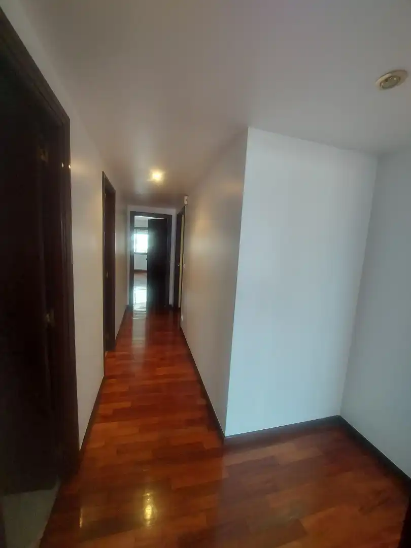 Wohnung zur Miete in Rúa de Venezuela, 30, Plaza España - Corte Inglés