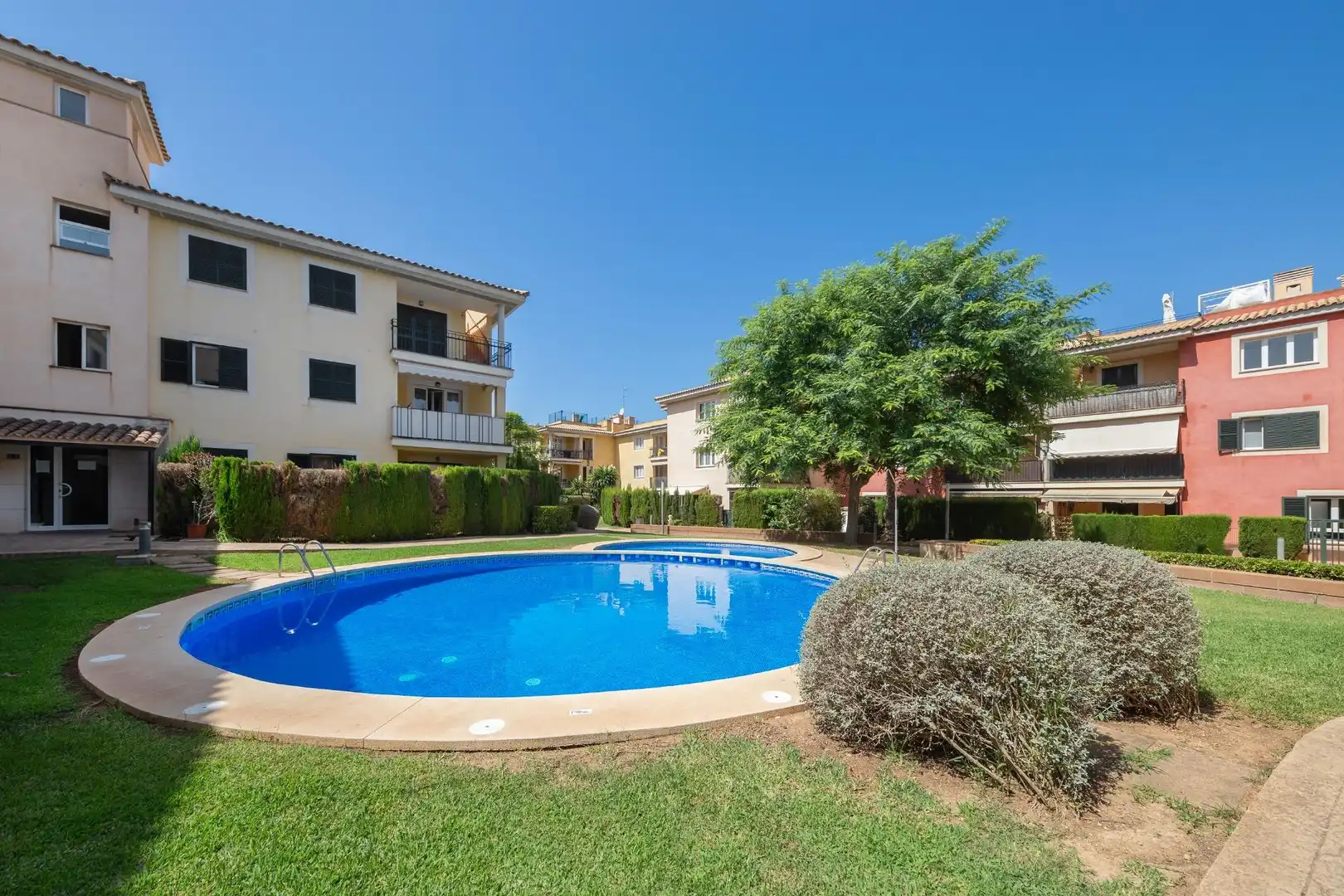 Swimming pool of Flat for sale in Llucmajor  with Air Conditioner, Heating and Private garden