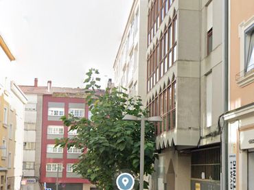 Locale commerciale in affitto a Rúa de Pérez Costanti
