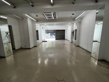 Local comercial de lloguer a Nou Barris