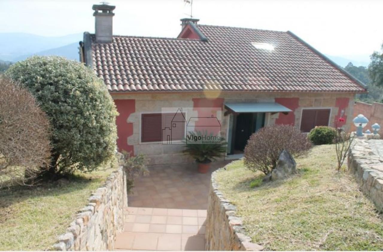 Exterior view of House or chalet for sale in Moaña  with Heating, Private garden and Terrace