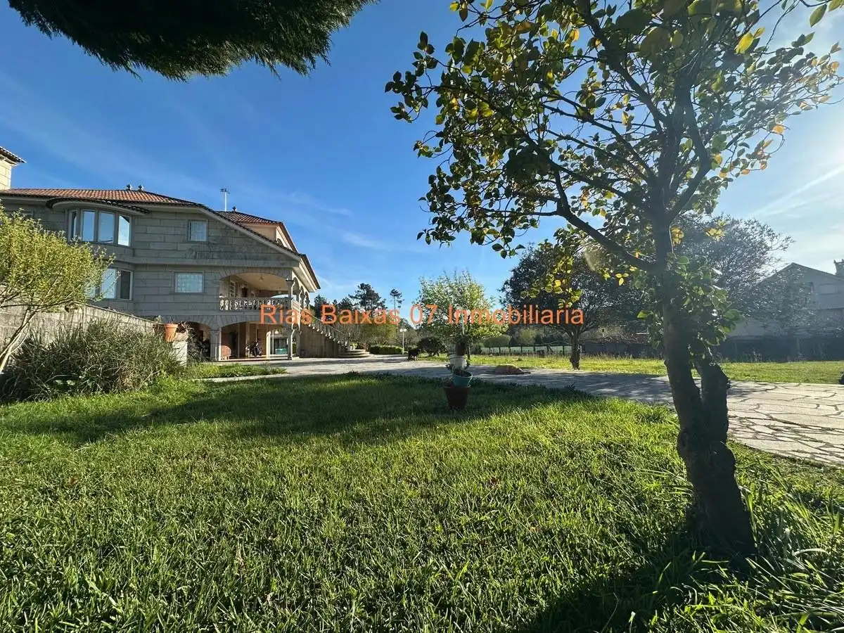 House with garden for sale in Mos, imagen 13