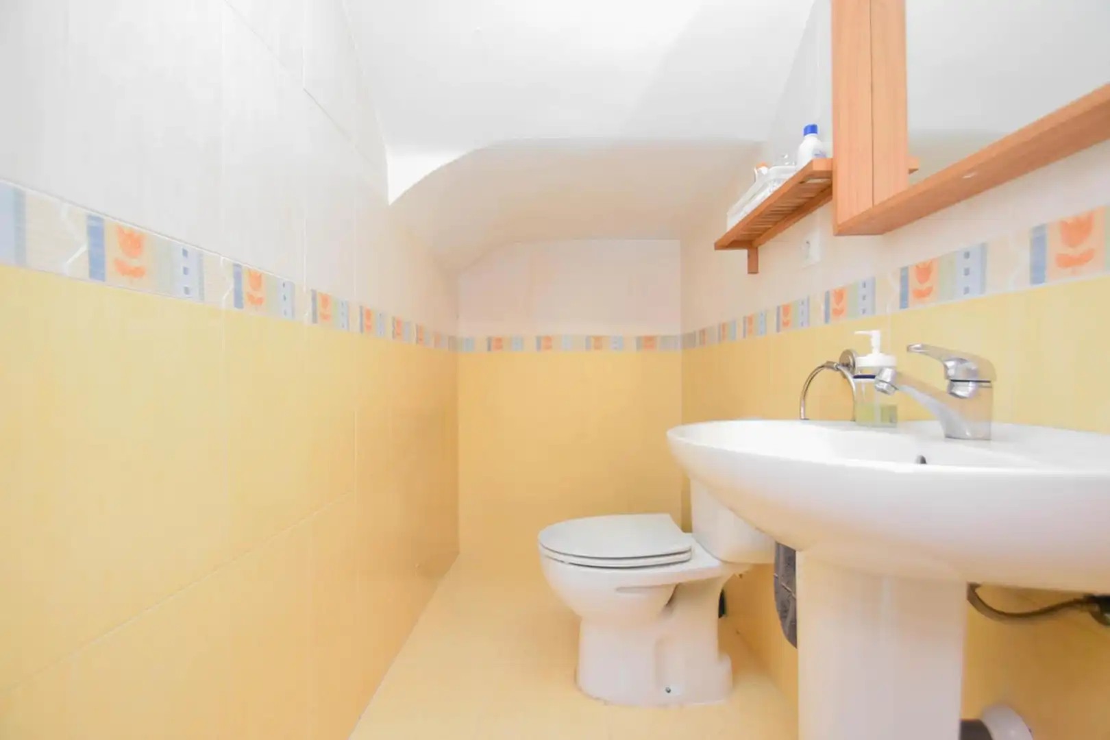Bathroom of Apartments for sale in Cúllar Vega