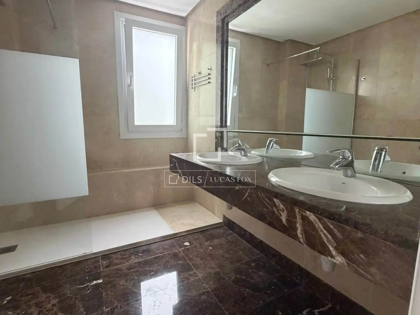 Bany de Casa o xalet de lloguer en La Moraleja amb Aire condicionat, Calefacció i Jardí privat