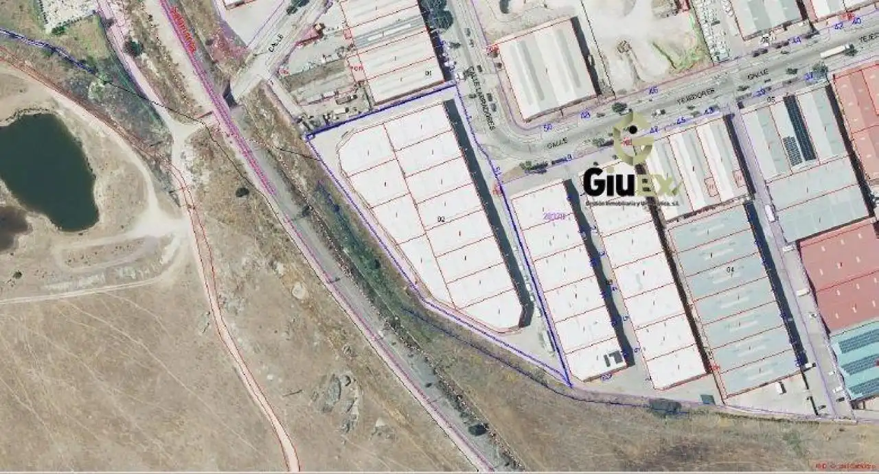 Nau industrial en venda a Ruta de la Plata