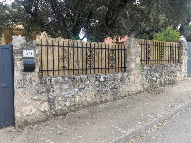 Casa-chalet en Venta en Pareja