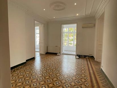 Living room of Office to rent in  Barcelona Capital  with Air Conditioner, Heating and Terrace