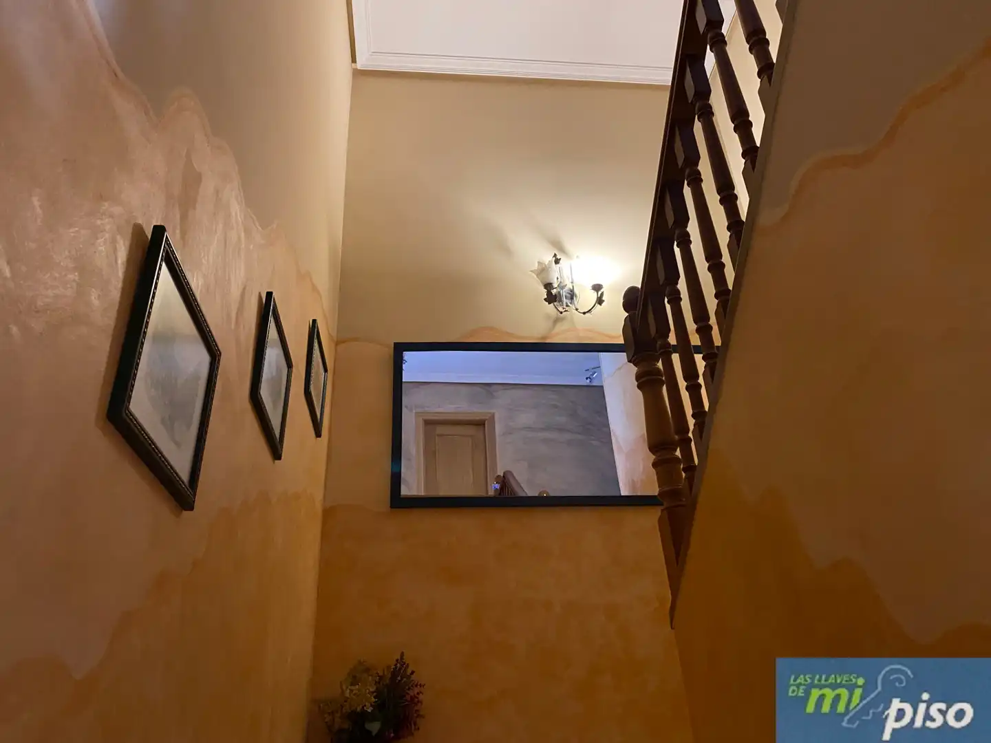 Casa adosada en venta en Cistérniga con Calefacción, Jardín privado y Parquet