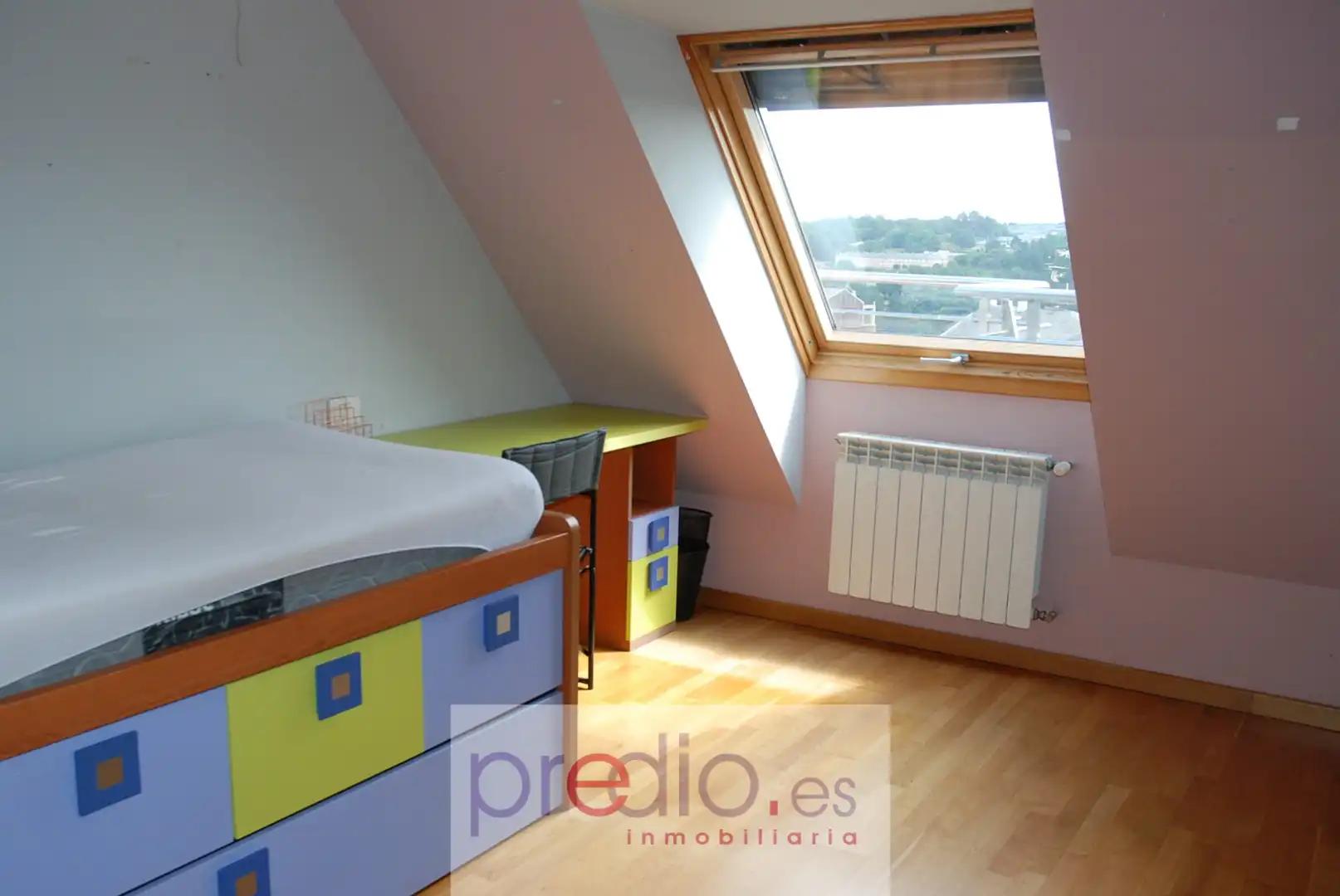 Dormitori de Dúplex en venda en Lugo amb Calefacció, Parquet i Traster