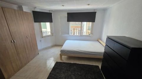 Foto 2 de Piso de alquiler en Carrer Serrano Anguita, 4, Reina Victoria - Miguel Hernández, Elche / Elx