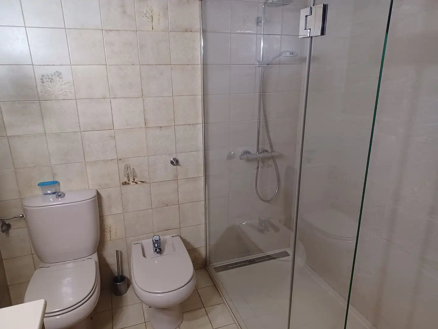 Bany de Casa o xalet en venda en Sant Climent Sescebes amb Aire condicionat, Calefacció i Jardí privat