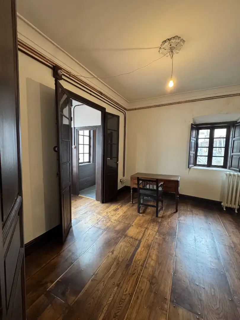 Wohnung zur Miete in Oviedo  mit Ofen und Balkon