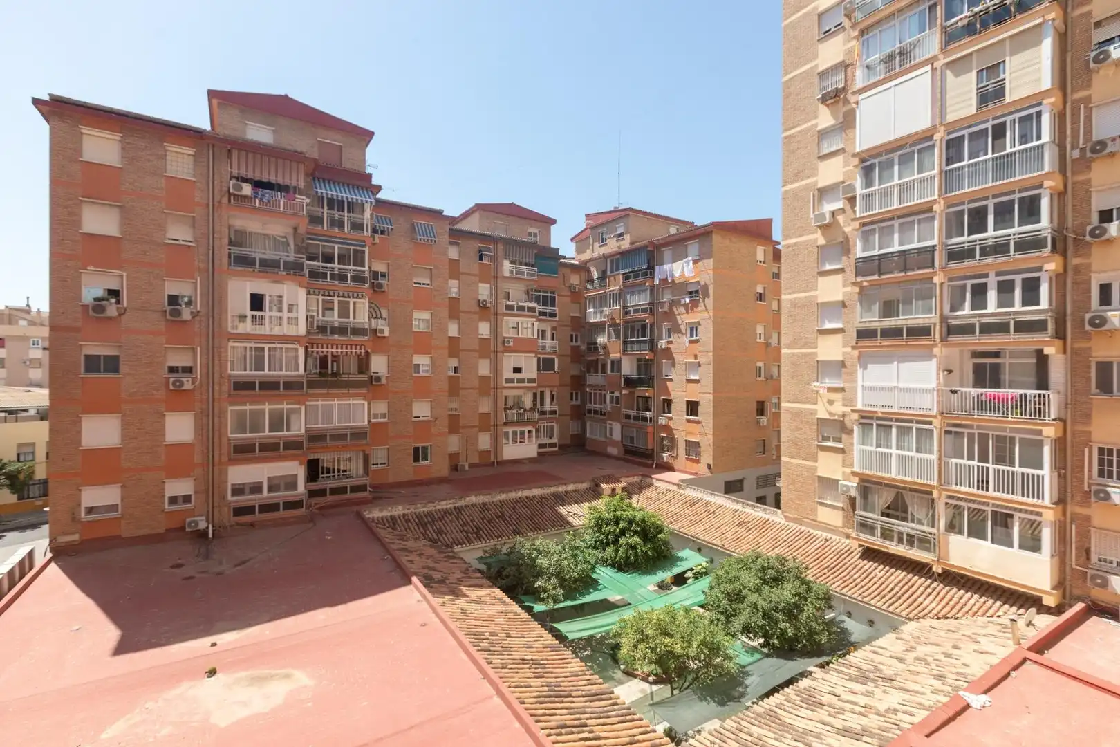 Piso en venta en AYALA, Parque Ayala - Jardín de la Abadía - Huelín