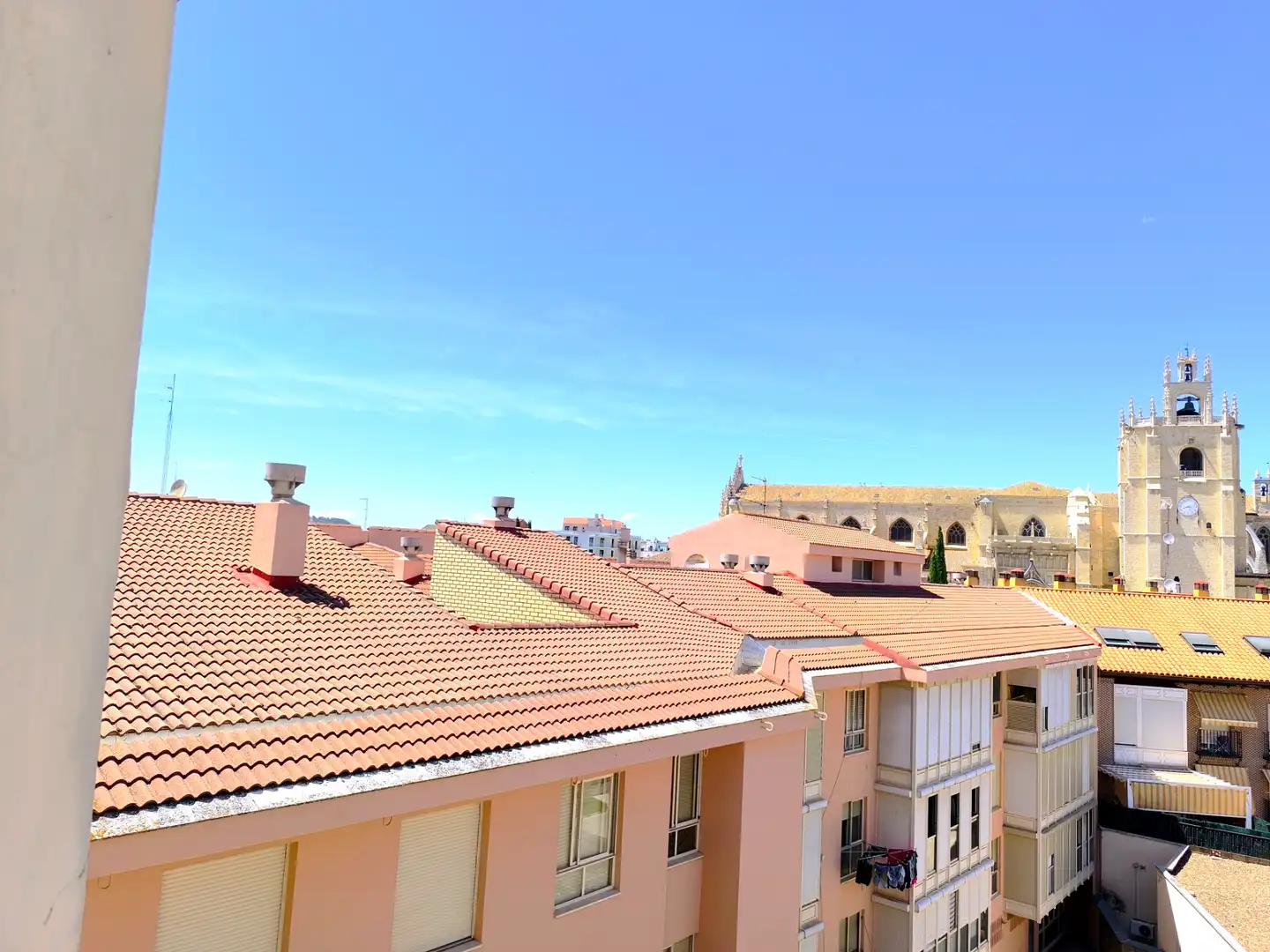 Vista exterior de Pis en venda en Palencia amb Calefacció, Parquet i Traster