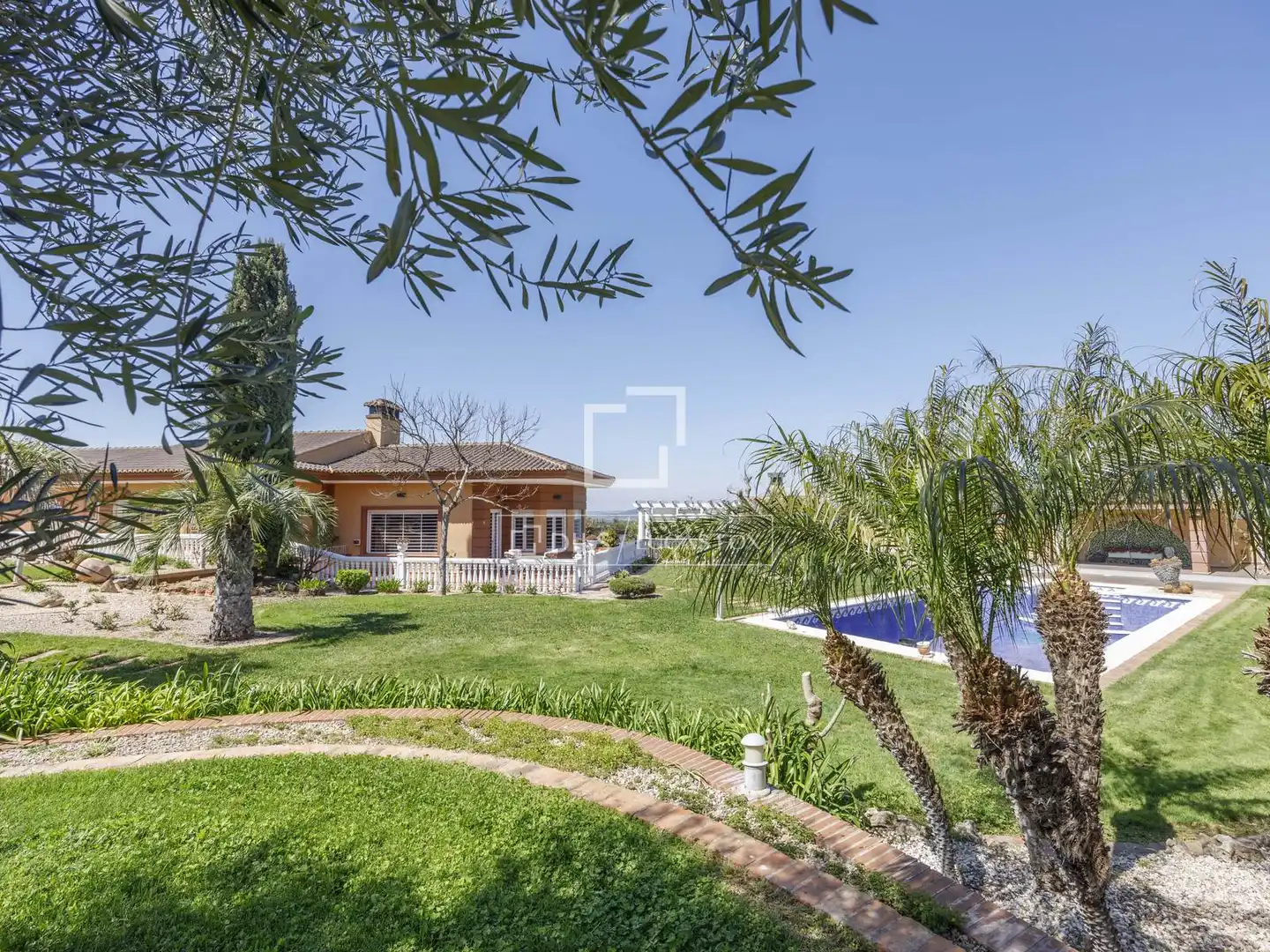 Villa mit Pool zum Verkauf in Montserrat, imagen 8