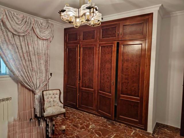 Casa-chalet en Venta en C. Puentesol en Alcaucín