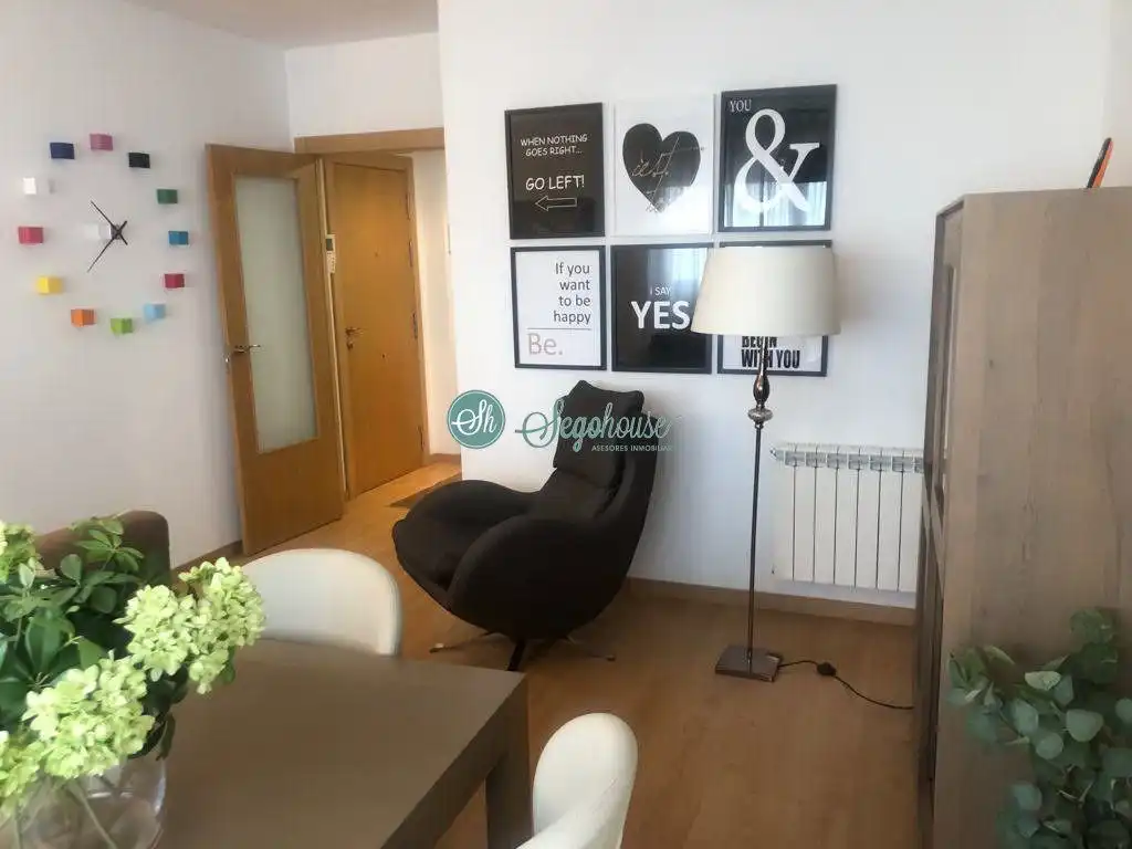Wohnzimmer von Wohnung zum Verkauf in Segovia mit Heizung, Terrasse und Abstellraum