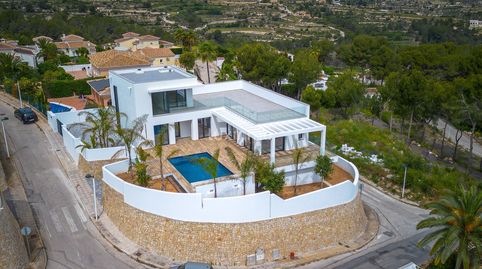 Impresionante chalet moderno de 3 dormitorios con vistas al mar en BenimeitTabaira, Moraira