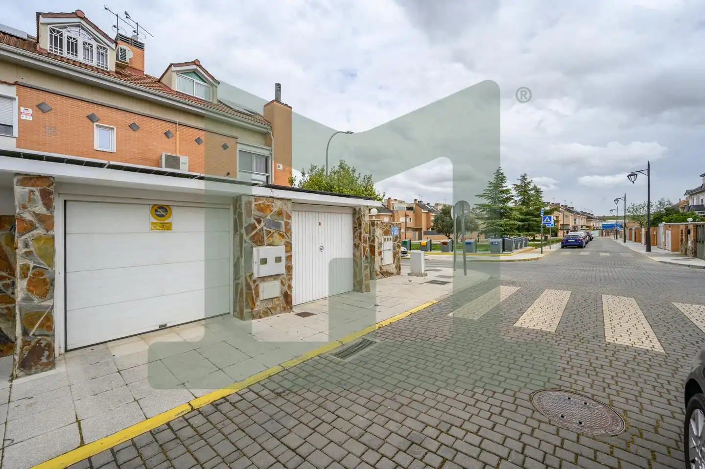 Exterior view of Detached homes for sale in Parla  with Air Conditioner, Heating and Private garden