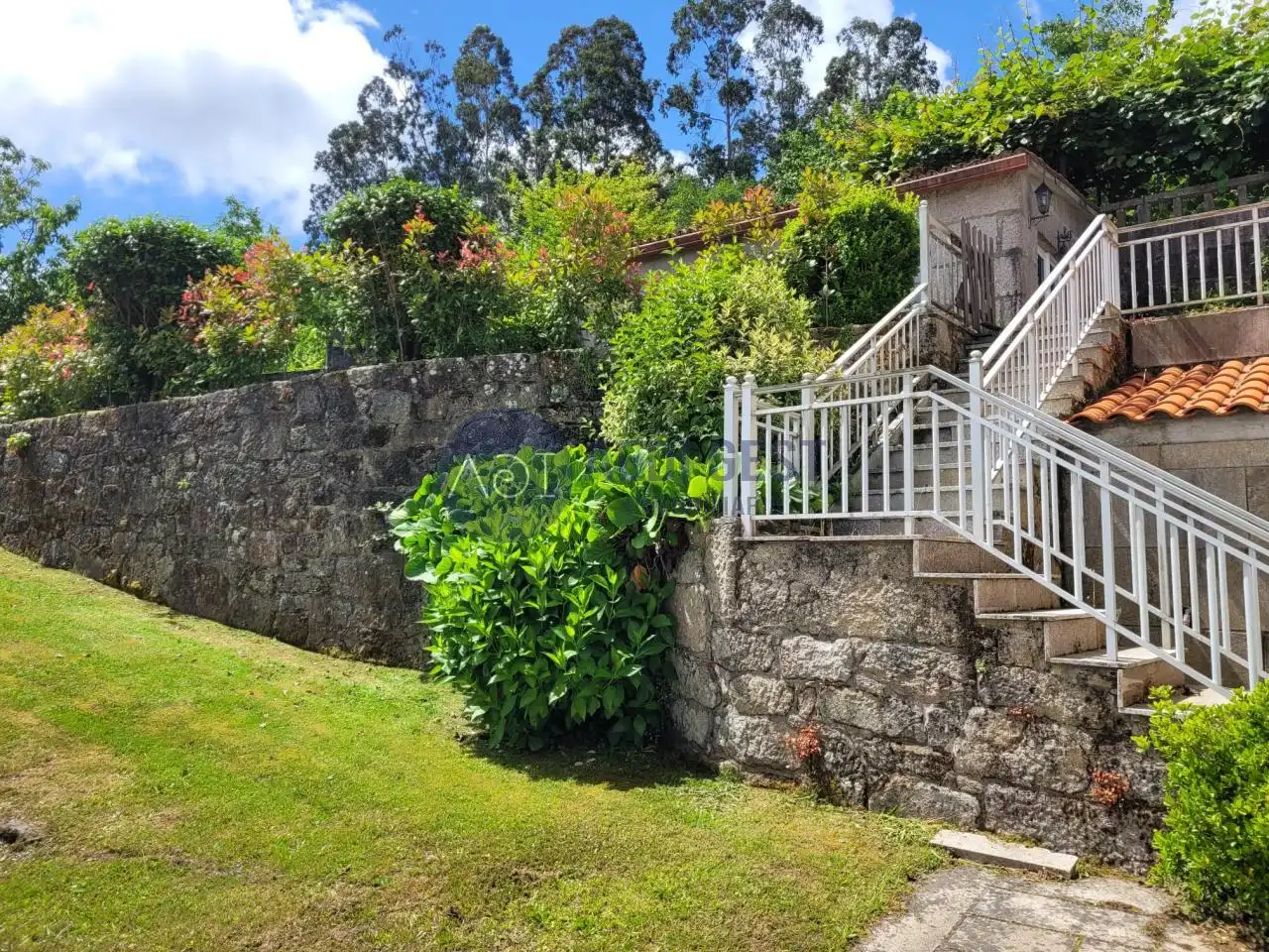 Casa con jardín en venta en Gondomar, imagen 2