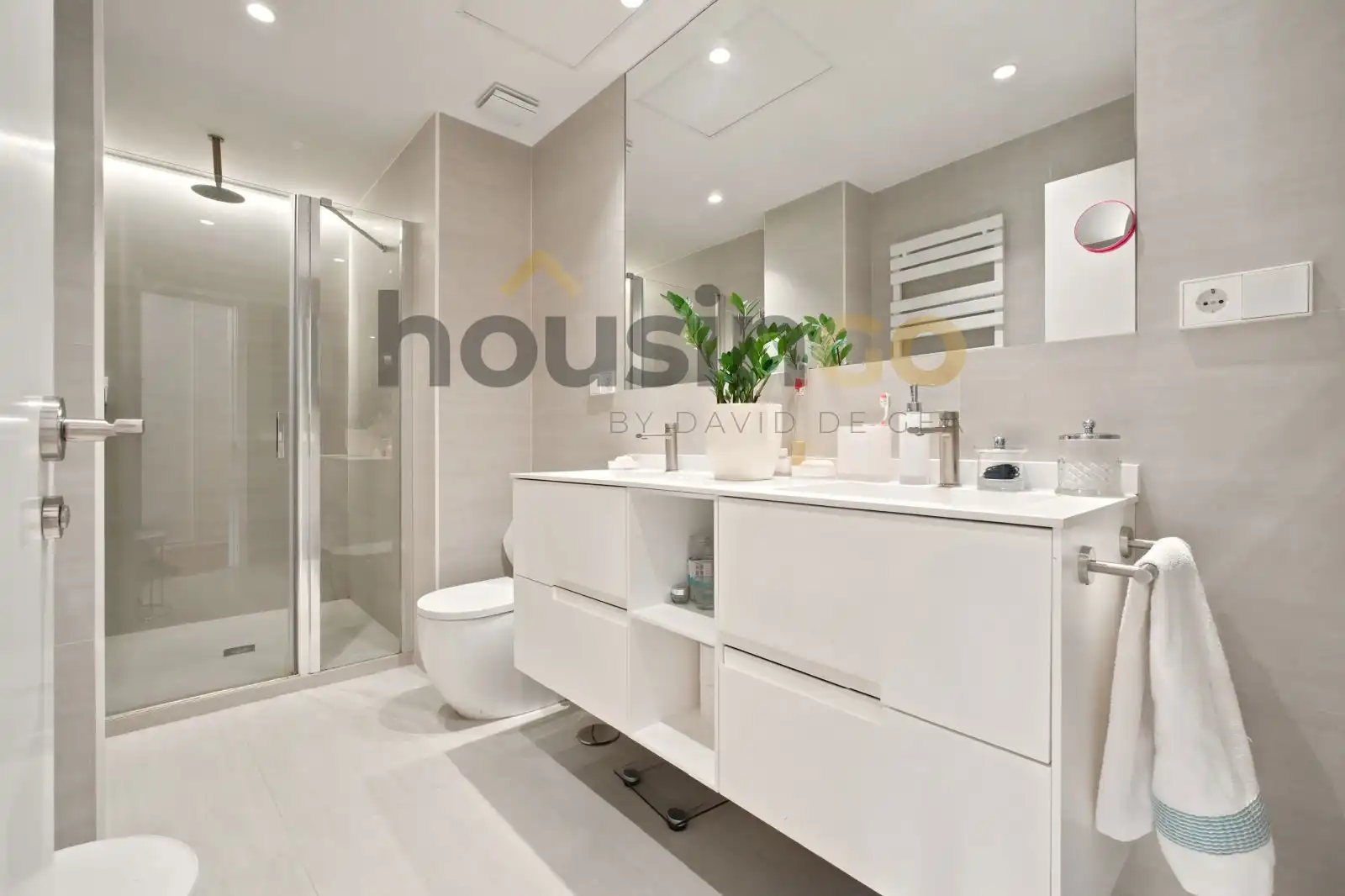 Baño de Piso en venta en Madrid con Aire acondicionado, Calefacción y Parquet