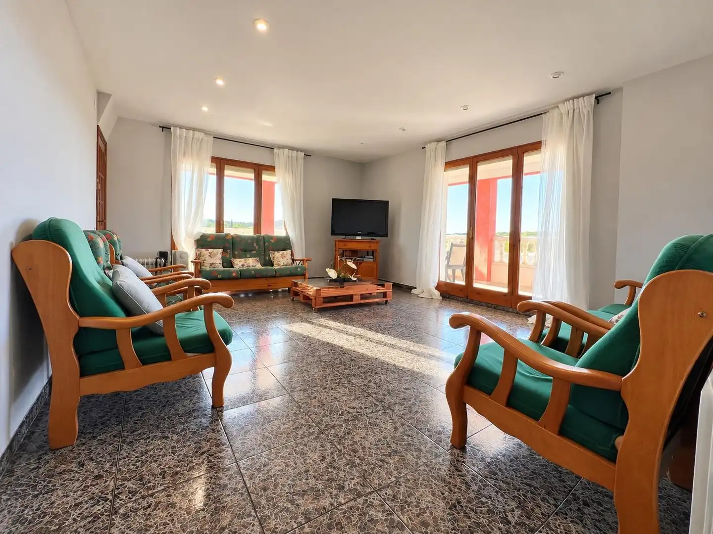 Sala de estar de Casa o chalet en venta en El Vendrell con Calefacción, Jardín privado y Terraza